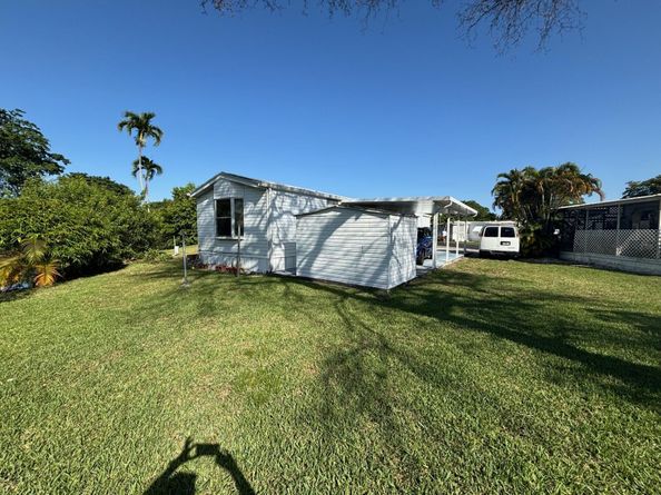 5381 SW 35th Street, Davie FL 33314