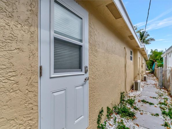 125 E Hart Street, Lantana FL 33462