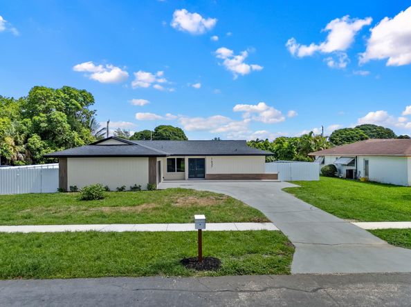 1637 40th Street, West Palm Beach FL 33407