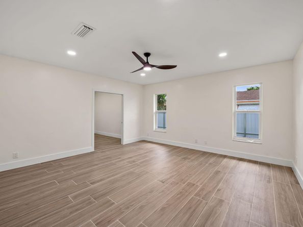 1637 40th Street, West Palm Beach FL 33407