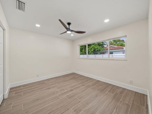 1637 40th Street, West Palm Beach FL 33407