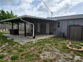1413 S C Terrace Terrace S, Lake Worth Beach FL 33460