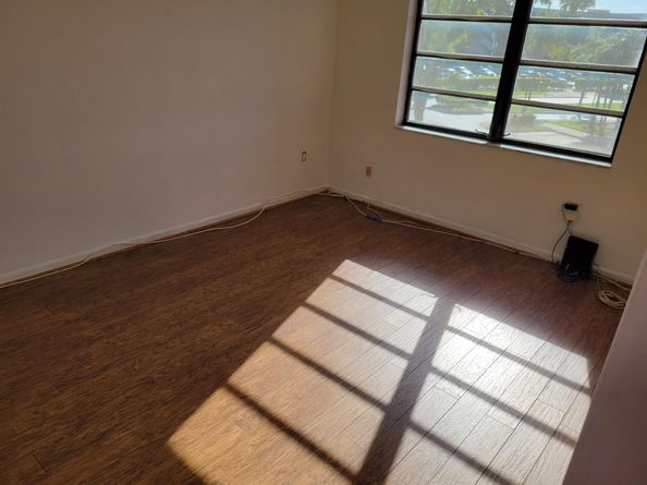 1001 Colony Point Cir 305, Pembroke Pines FL 33026