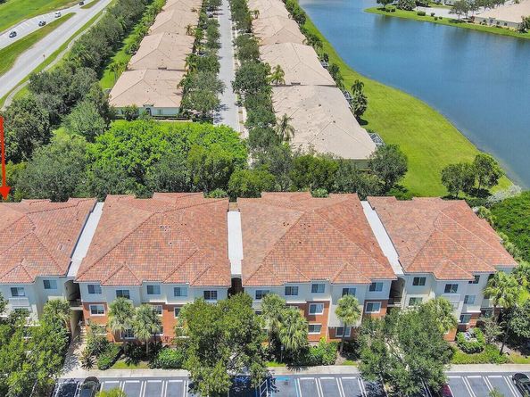 9857 Baywinds Drive 9302, West Palm Beach FL 33411
