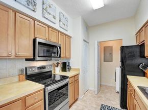 9857 Baywinds Drive 9302, West Palm Beach FL 33411