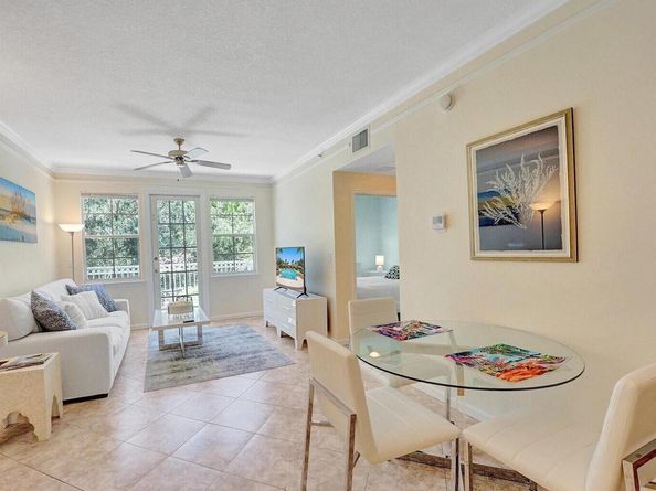 9857 Baywinds Drive 9302, West Palm Beach FL 33411
