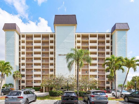 9101 W Sample Road 805, Coral Springs FL 33065