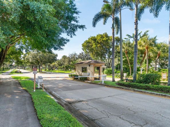15011 Ashland Circle 23, Delray Beach FL 33484