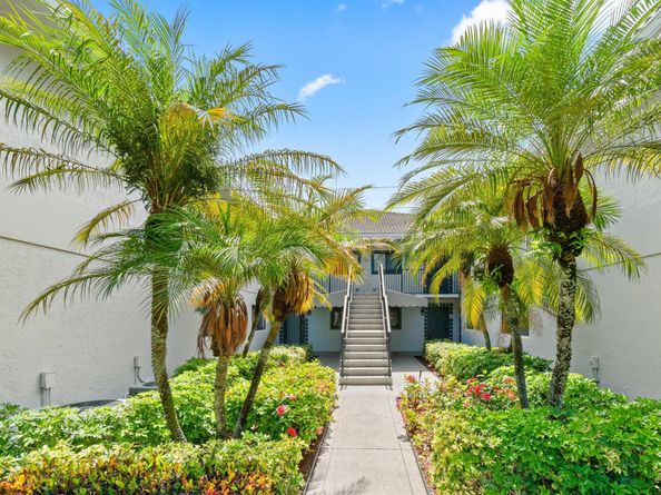 15011 Ashland Circle 23, Delray Beach FL 33484