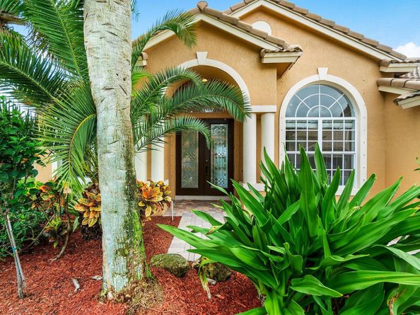6338 Greenhedge Court, West Palm Beach FL 33411
