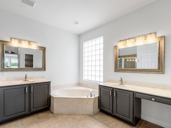 6338 Greenhedge Court, West Palm Beach FL 33411