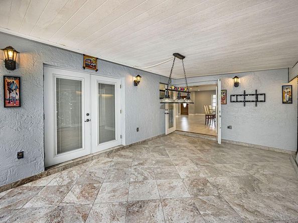6247 Red Cedar Circle, Greenacres FL 33463