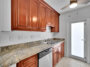 2020 NE 56th St 206, Fort Lauderdale FL 33308