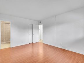 2020 NE 56th St 206, Fort Lauderdale FL 33308