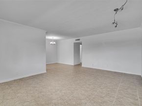 2020 NE 56th St 206, Fort Lauderdale FL 33308