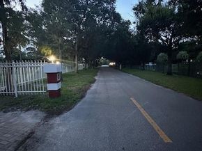 5800 Pinetree Rd, Parkland FL 33067