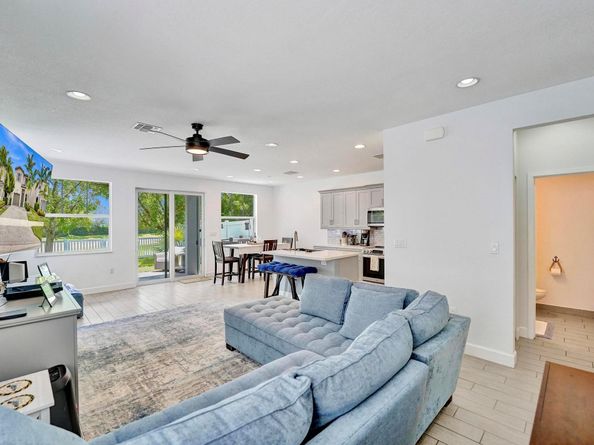 4700 NW 48th Ter, Tamarac FL 33319