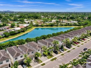 4700 NW 48th Ter, Tamarac FL 33319