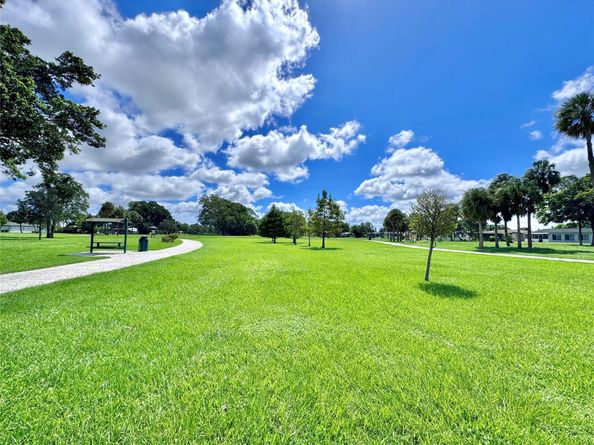 4700 NW 48th Ter, Tamarac FL 33319