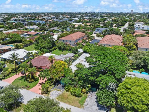 1963 NE 6th St, Deerfield Beach FL 33441