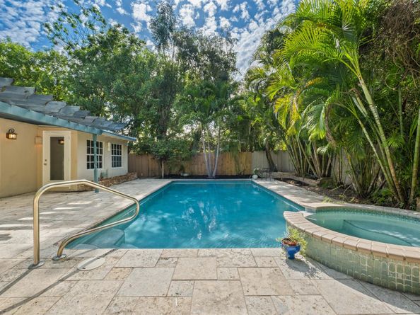 322 Valencia Road, West Palm Beach FL 33401