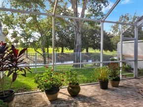 676 W Palm Aire Dr, Pompano Beach FL 33069