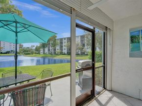 2226 N Cypress Bend Dr 109, Pompano Beach FL 33069