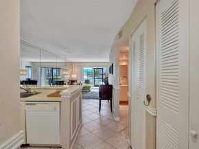 2226 N Cypress Bend Dr 109, Pompano Beach FL 33069