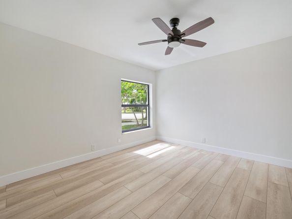8201 NW 67th Avenue, Tamarac FL 33321