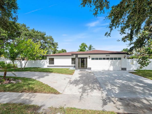 8201 NW 67th Avenue, Tamarac FL 33321