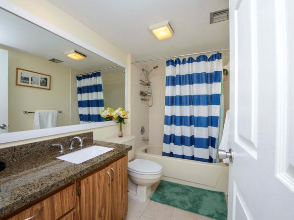 3515 Village Boulevard 304, West Palm Beach FL 33409