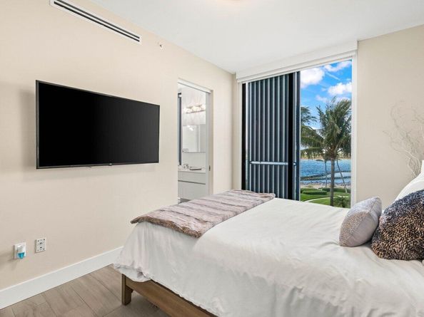 106 Inlet Way 304, Palm Beach Shores FL 33404