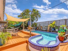 1940 Doffer Lane, North Palm Beach FL 33408
