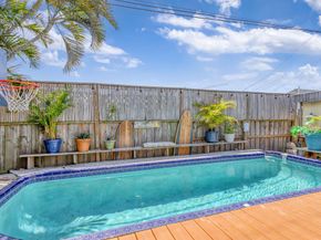1940 Doffer Lane, North Palm Beach FL 33408