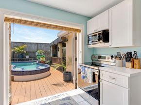 1940 Doffer Lane, North Palm Beach FL 33408