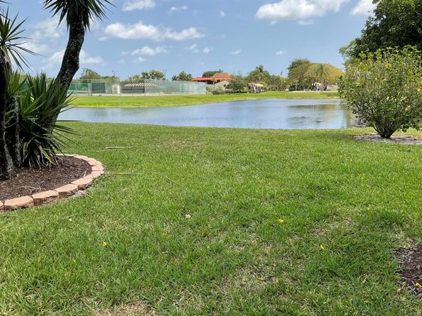 3898 Vine Tree Trail B, Lake Worth FL 33467