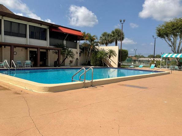 3898 Vine Tree Trail B, Lake Worth FL 33467