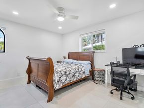 952 Mccleary Street, Delray Beach FL 33483