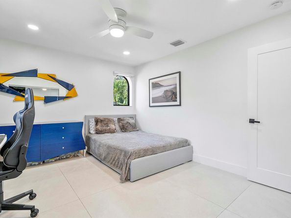 952 Mccleary Street, Delray Beach FL 33483
