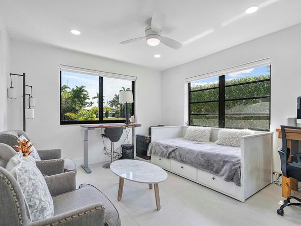 952 Mccleary Street, Delray Beach FL 33483