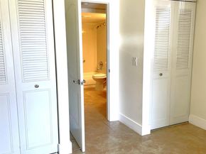 717 Sunny Pine Way D2, Greenacres FL 33415