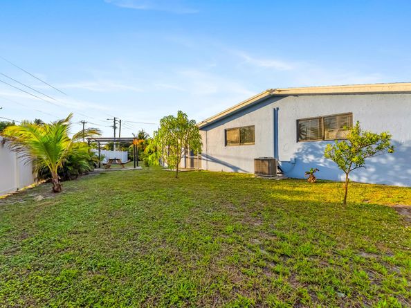 2041 SW 35 Avenue, Fort Lauderdale FL 33312