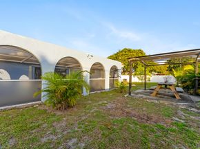 2041 SW 35 Avenue, Fort Lauderdale FL 33312