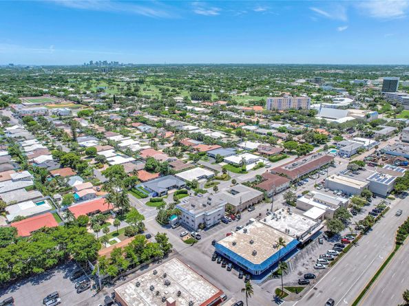 2715 NE 49th St 205, Fort Lauderdale FL 33308