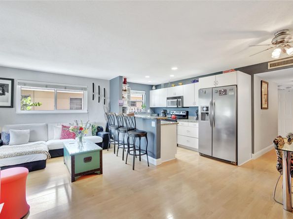 2715 NE 49th St 205, Fort Lauderdale FL 33308