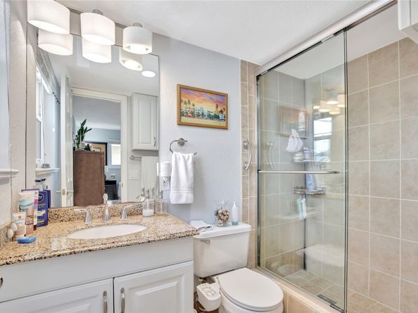 2715 NE 49th St 205, Fort Lauderdale FL 33308
