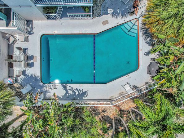 2715 NE 49th St 205, Fort Lauderdale FL 33308