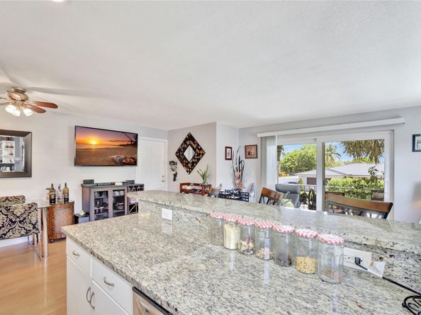 2715 NE 49th St 205, Fort Lauderdale FL 33308