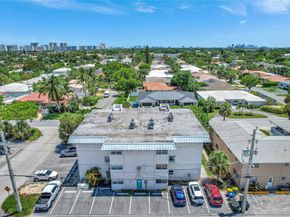 2715 NE 49th St 205, Fort Lauderdale FL 33308
