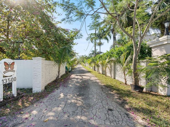13500 Stirling Rd, Southwest Ranches FL 33330
